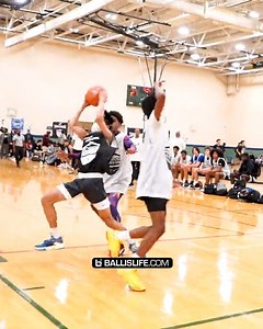 352K views · 8K reactions | Chicago freshman earned Co-MVP at Pangos Midwest | Ballislife | Facebook