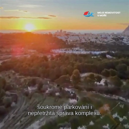 Investiční příležitost, která spojuje moře, styl a stabilní výnos. Na španělském pobřeží Costa Blanca, přímo u známé pláže La Fossa v Calpe, vzniká projekt Azure Icons – luxusní rezidenční komplex s výhledem na moře, bazény, saunou a panoramatickou posilovnou. Tento projekt se nachází v 1. fázi prodeje, kdy jsou ceny nejvýhodnější. Z celkových 72 apartmánů zbývá posledních 15 volných jednotek. 📈 Proč investoři volí právě Azure Icons: - Ceny začínají od 403.000 € za apartmán 65m2 - Výnos z proná