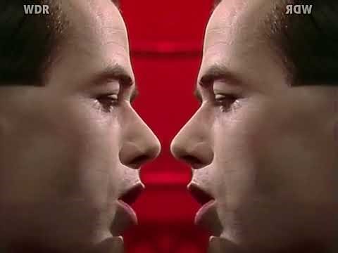 Kraftwerk - The Robots (The Man Machine 1978) - English