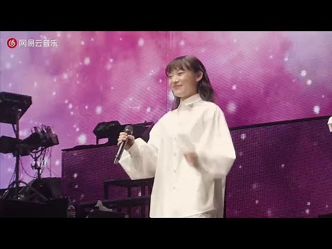 RADWIMPS - Grand Escape LIVE (ft. Toko Miura) ANTI-ANTI GENERATION TOUR 2019