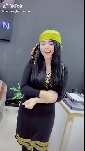 Creative Ways to Style a Leopard Print Scarf