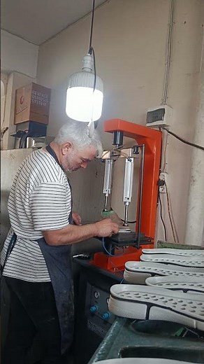 Why Shoe Sole Sizes Must Match Perfectly | Shoemaking School