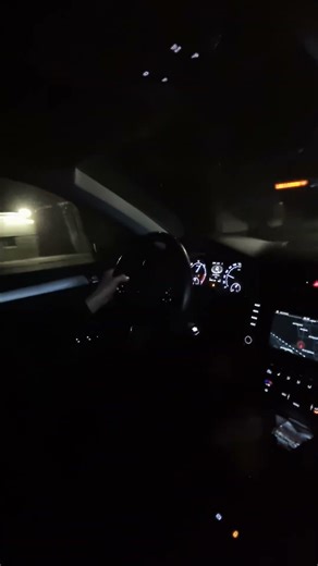 We're crushing the Superb all night long ❤️‍🔥💥 #tdi #diesel #skoda #skodasuperb