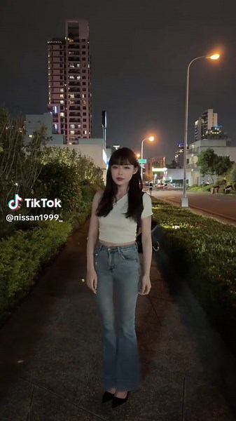 汽車業務穿著不拘泥的風格