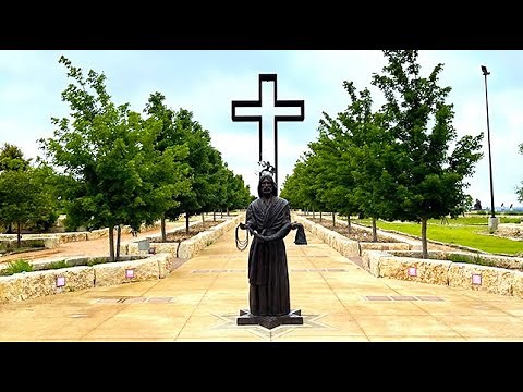The Texas Bucket List - The Coming King Sculpture Prayer Gardens in Kerrville