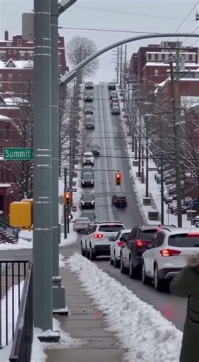 #automobile #lifeisbutadream #childrensmusic #childrensongs #funny