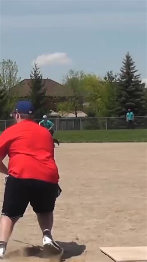 FailArmy | Funniest plays in baseball ⚾️🤣#fails #sportsbloopers #baseballfail | Instagram