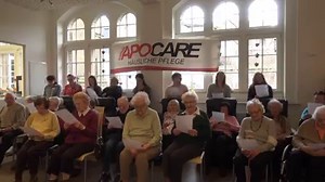 4.6K views · 79 reactions | Sie sangen voller Freude und Begeisterung mit: Der Chor der „Apocare-Tagespflege Alte Schule“ hat sich an der GZ-Aktion „Singt uns das Steigerlied“ beteiligt. In den Räumlichkeiten der ehemaligen Realschule Hoher Weg präsentierten die Mitglieder stimmungsvolle Strophen. | Goslarsche Zeitung | Facebook