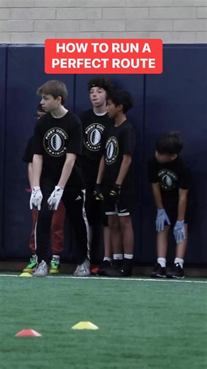 HOW TO RUN A PERFECT ROUTE | First Down Training