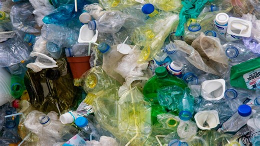 Francia lidera revolución tecnológica para combatir basura plástica | NTN24.COM