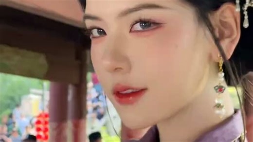 【富华bell】最新视频来袭，快来看看吧！