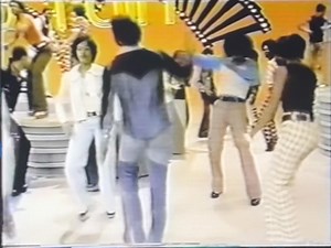 Soul Train Gang 1974 | Eddie Kendricks - Boogie Down Debra Price-Madere Jarvis Mangurm Doris Mosley Rhonda Brown Freddie Maxie Sharon Hill-Wood Erwin Thompson Carole Creekmore Edith Pickens Wanda Robinson Diana Price Victoria Abercrombie Walker Debbie Kaufman-Stayton | Soultrain Fan