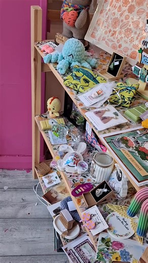 easter/spring window reset!! So easy to create windows displays when you have such awesome shelves to shop from!!! #easter #spring #giftidea #giftshop #northernireland