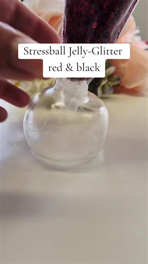 DIY Glitter Stress Ball: A Relaxing Craft Idea