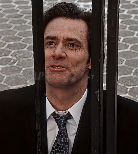 "CAPTAIN'S FLYING" | Mr. Popper's Penguins | MONTAGEM RITMADA - cape #jimcarrey