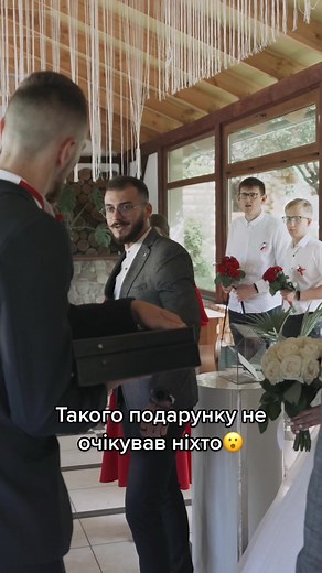 Оригінальні ідеї подарунків на весілля в 2024