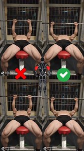 Close grip benchpress mistakes! Here's a video demonstrating incorrect versus correct techniques for close grip benchpress. Correct: ✅1. Keep your arms perpendicular to the floor for proper alignment with the line of force ✅2. Use a shoulder-width grip to reduce the risk of injury. Incorrect: ❌1. Avoid allowing your arms to flare out, as they may not align well with the resistance. ❌ 2. Ensure your grip is not too narrow to prevent stress on the wrist joint. ❗SAVE THESE GUIDELINES FOR FUTURE REF