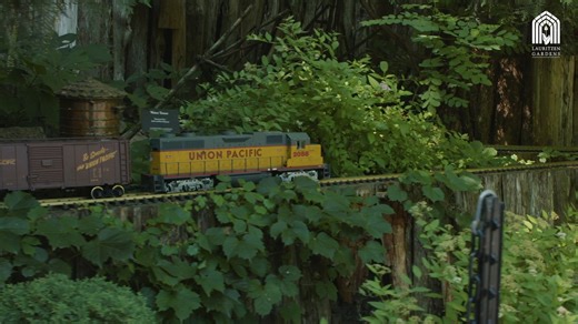 ALL ABOARD! The model railroad garden is officially open for the season! Trains will be running (and entertaining visitors of all ages) from 10 a.m. to 4 p.m. daily through October 31. Discover a bright botanical world that features seven bridge-chugging, tunnel-zooming G-scale train lines winding through replicas of Omaha’s favorite landmarks on your next garden visit. 🚂 Book your tickets in advance at lauritzengardens.org/tickets. | Lauritzen Gardens