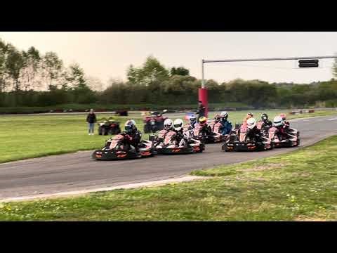 Départ de la Finale À de la 4ème R-Sprint Cup d’AF Karting by JAUSSAUD Events chez Karting45 11/4/26