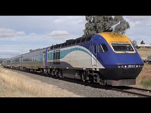 Australian Trains - The Dubbo XPT at Wellington (NSW)