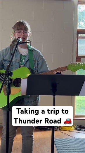 Thunder Road | Bruce Springsteen Acoustic Cover at Open Mic Night