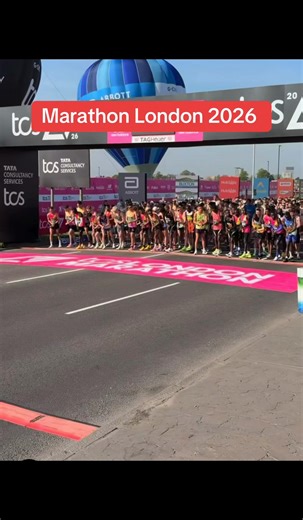 #LondonMarathon khủng khiếp!!!! Sabastian Kimaru Sawe (1996) vừa lập kỷ lục thế giới full marathon (42.195km) 1:59:30 Yomif Kejelcha (1997) ra mắt lần đầu tiên cũng đạt cực kỳ ấn tượng 1:59:41, về thứ nhì Jacob Kiplimo (1999) về thứ 3 cũng phá kỷ lục FM cũ, đạt thông số 2:00:28 #chạybộmỗingàycùngteam #udaquagel