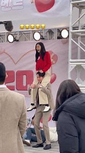 SBS 《#一吻爆炸》 EP4 花絮 趣味競賽😂😂😂 #張基龍 #장기용 #安恩真 #안은진 #키스는괜히해서 #DynamiteKiss 台灣由Netflix獨播 | 韓劇開麥拉