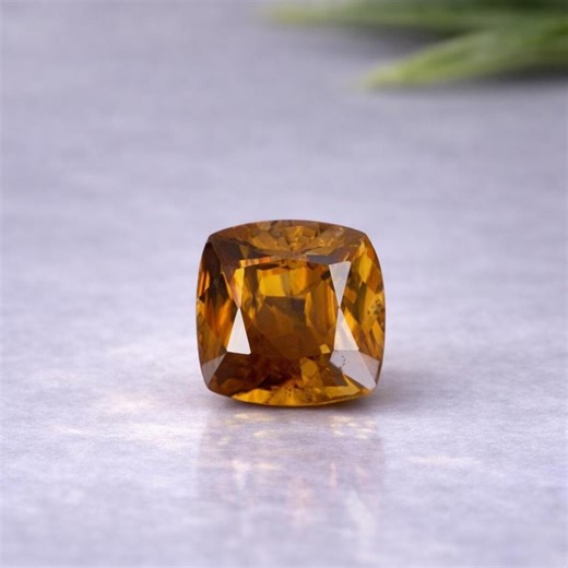 Sphene (titanite) – Fiery Honey Golden – Cushion Cut – High Dispersion Gem - Etsy