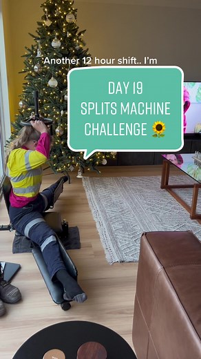 Day 19 training with a splits machine 🌻 #fitnessmotivation #routine #habit #activewear #homegym #flexibilitychallenge #challenge #flexible #fyp #30daysprogress #30daysplitschallenge #splitsmachine #splits