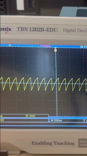 EE402 Lab 10: Sawtooth Waveform
