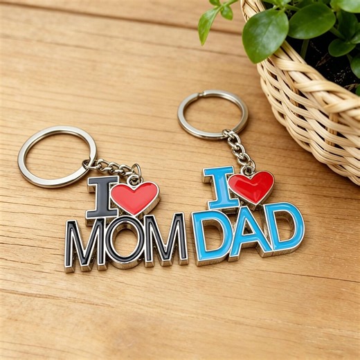 Personalized Initial Mom Dad Keychain, I Love Mom Dad Keyring, Custom Letter Keychain Gift for Mother Father, Mother's Day Father's Day Gift - Etsy