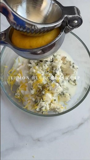 Creamy Blue Cheese Dip 🧀