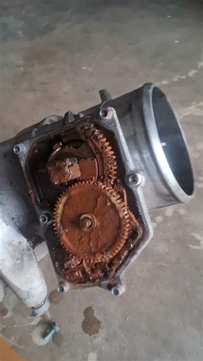 "SERVICE ELECTRONIC THROTTLE CONTROL" message 2016 Ram 2500 6.7 Cummins