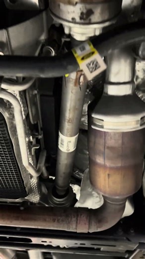 Transmission pan replacement on 25 F150 ￼