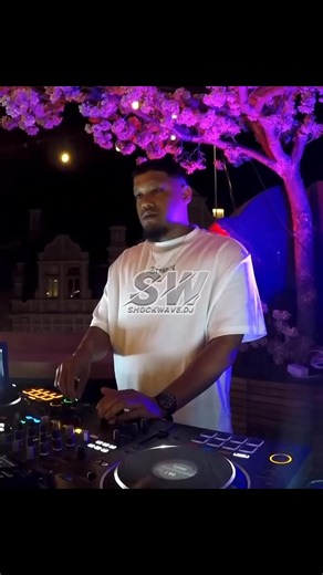 7.5K views · 136 reactions | 퐃퐉 퐒퐡퐨퐜퐤퐰퐚퐯퐞 | 퐃퐂 퐏퐫퐨퐝퐮퐜퐭퐢퐨퐧퐬 퐒퐔퐌퐌퐄퐑 퐄퐃퐈퐓퐈퐎퐍 - 퐂퐀퐏퐄 퐓퐎퐖퐍 Expect heat, vibes, groove, and PURE ENERGY from start to finish ‍⚡️ ⏰ 19:00 — SET YOUR REMINDER! Hit the link below & get ready to blast this through your speakers!  https://youtu.be/caa2lKIb-n0 | ShockWave | Facebook