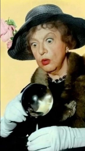 Magical Moments with Marion Lorne as Aunt Clara