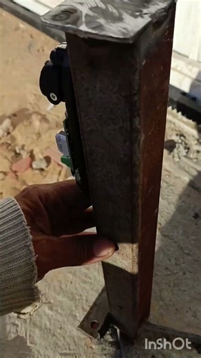 came photocell installed on its support