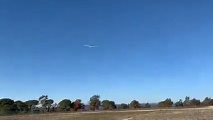 Our best compliments to Mathys Cappuccio for the first flights with his new Glider_it Asw-15 ! you will discover a great friend! 😉 More info about the model: http://www.glider-it.com/index.php/en/our-glider-models/the-glider-model-asw-15 Glider_it Team 🇮🇹 www.glider-it.com | Glider-it