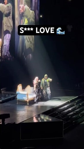 MAX B 1ST ARENA PERFORMANCE. S*** LOVE-MAX B#maxb #concert #viral #explore #foru #foryou #fy #fu #4u