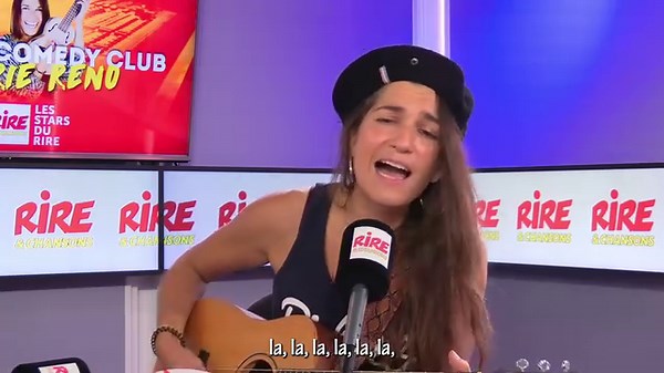 Le Rugby ! Demain soir, c'est France-Italie alors j'ai été fêter la victoire de la France chez Rire et chansons. Sinon viens me voir en spectacle ! Co-auteur : Xavier Le Gall | Marie Reno