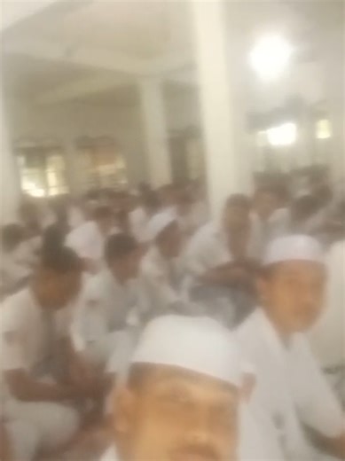 Kenangan Masa Sekolah: Sholat Bareng Temen