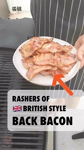 The sizzle hits different when it’s proper British-style back bacon 🇬🇧 American bacon’s ok, but THIS is the bacon you’ve been craving ever since you moved to the USA : home on a plate.If you’re wondering where to buy proper British back bacon in the USA, we deliver our bacon, sausages, breads and more straight to your door. Even the HP Sauce and the Flour Dusted soft White Baps that you need to make a Butty. Thousands of verified reviews agree! ⭐️⭐️⭐️⭐️⭐️👆 Link in bio #jollyposhfoods #truetas