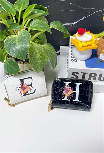 Personalized Wallets: Cute and Functional Options