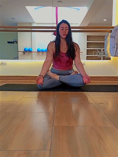 #yoga #yogainstructor #yogainspiration #yoga #yogaonlineclass #yogaonline #ibarra_imbabura_ecuador🇪🇨🇪🇨 #otavalo_ecuador🇪🇨♥️