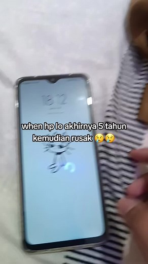 How to Fix Screen Spots on Your Phone | Troubleshooting Guide