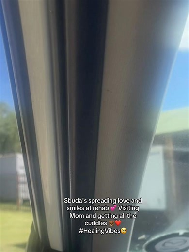 Spreading Love and Healing Vibes at Rehab