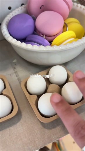 keyboard asmr but make it eggs #keyboardasmr #clickyfidget