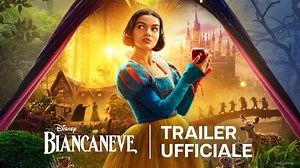 Specchio servo delle mie brame, mostraci la prima di tutte le trame 🪞 Il nuovo film Disney, #Biancaneve, sarà solo al cinema dal 20 Marzo. | Walt Disney Studios