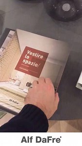 Avete già sfogliato il nuovo catalogo Mixer? Grazie a nuovi modelli e finiture, l'armadio Mixer saprà vestire lo spazio della vostra #ItalianHome con gusto, eleganza e design. | Alf DaFrè