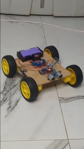 Obstacle Avoiding Robot in Action 🤖 | DIY Arduino Project #Shorts